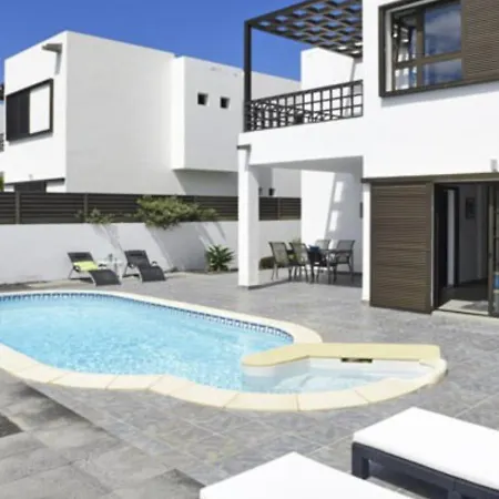 Villa Modern With Sea Views *