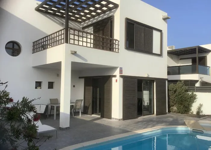 빌라 Modern With Sea Views