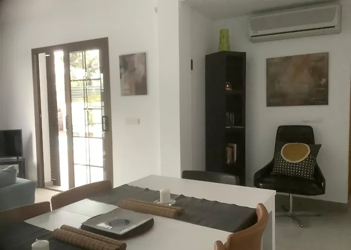 Modern With Sea Views 빌라 *