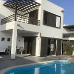Modern With Sea Views 科斯塔特吉塞
