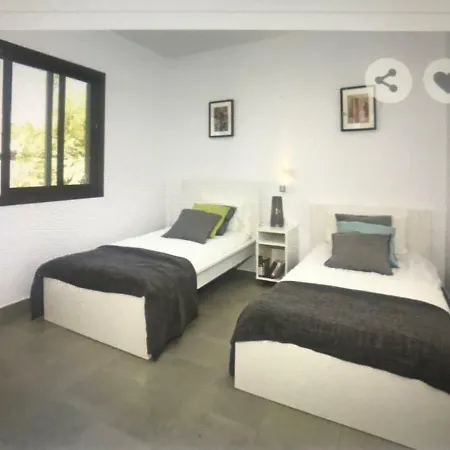 Modern With Sea Views * كوستا تاغيسي